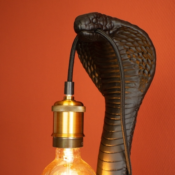 Extravagante Tischleuchte Schlange Cobra schwarz 48cm